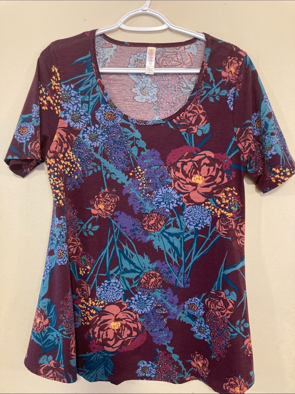 LuLaRoe Scoop Neck Floral Tee in Burgundy, Teal & Purple